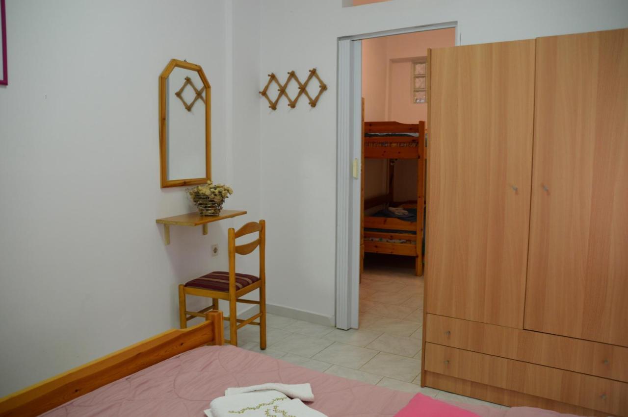 Antony Apartments Nea Plagia Extérieur photo